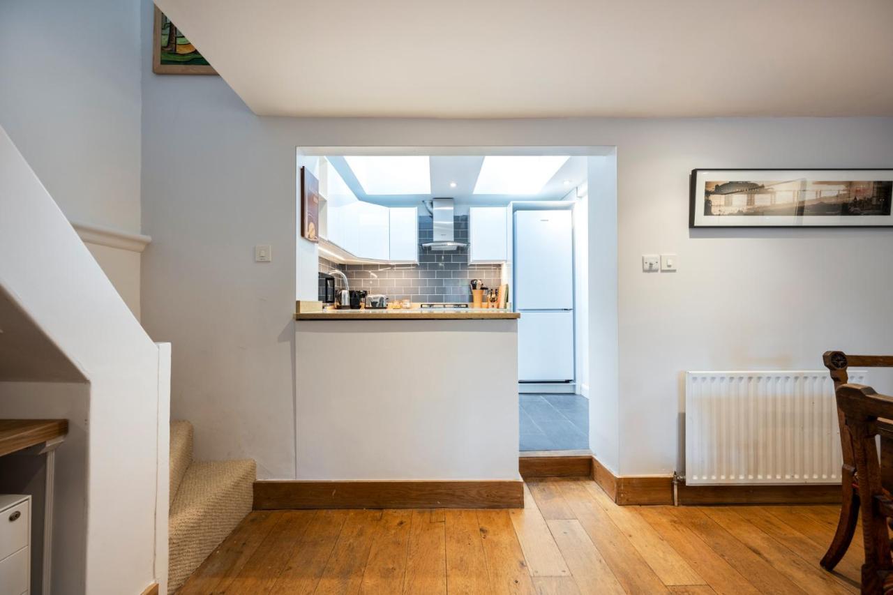 Delightful Bird Sisters Cottage With Free Parking Brighton Eksteriør bilde