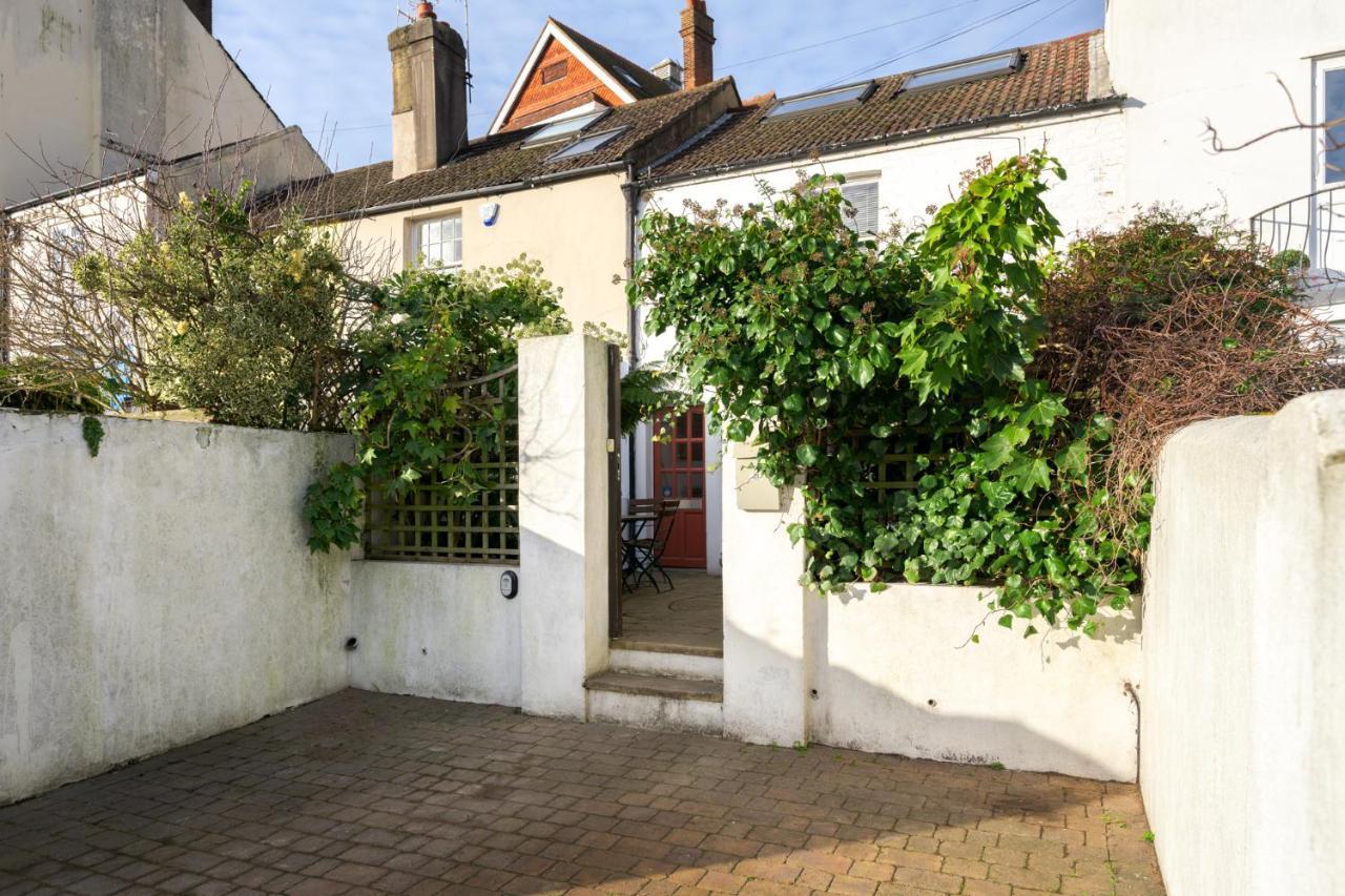 Delightful Bird Sisters Cottage With Free Parking Brighton Eksteriør bilde